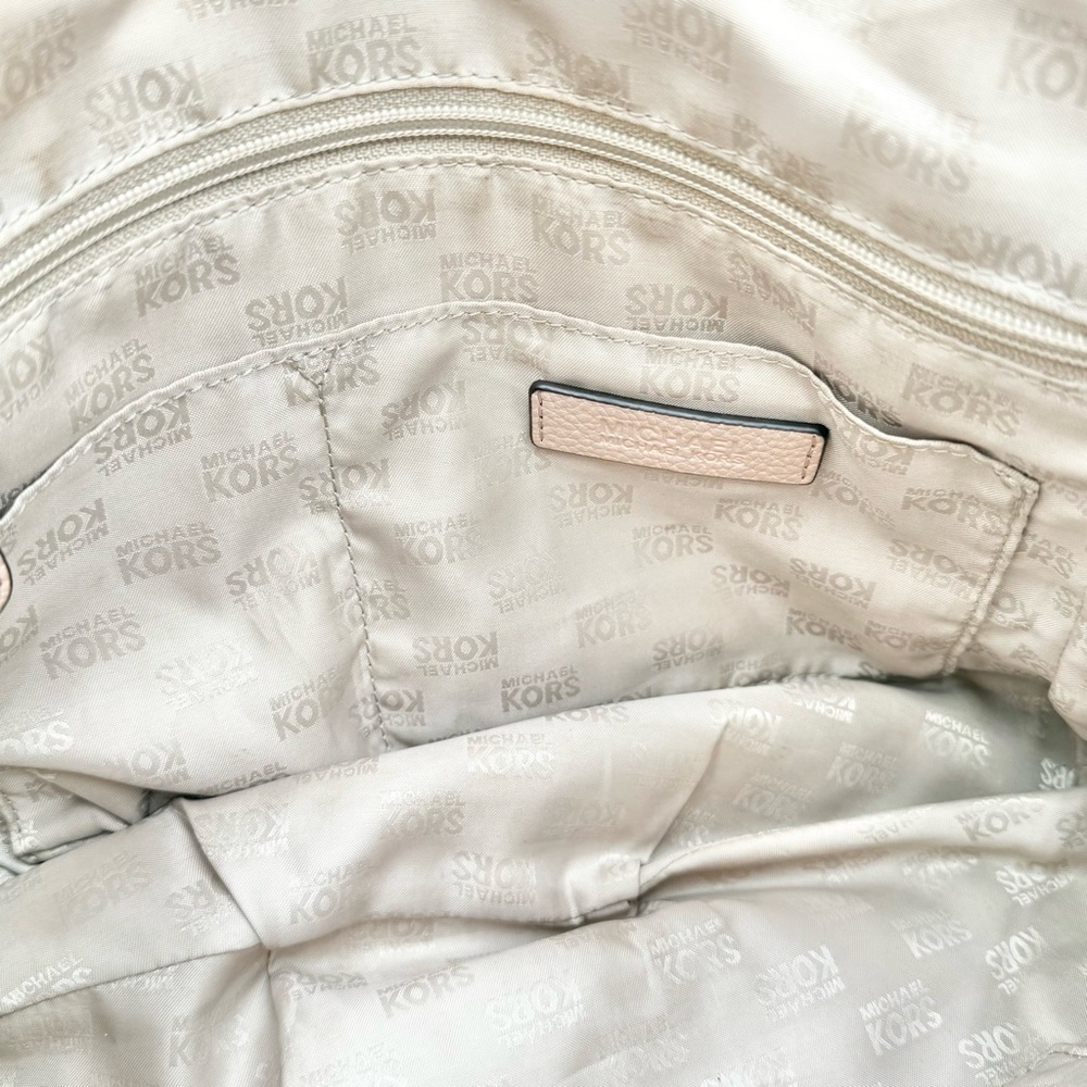 MICHAEL MICHAEL KORS Leather Shoulder Bag, EUC - Picture 10 of 11